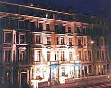 Cromwell Crown Hotel
